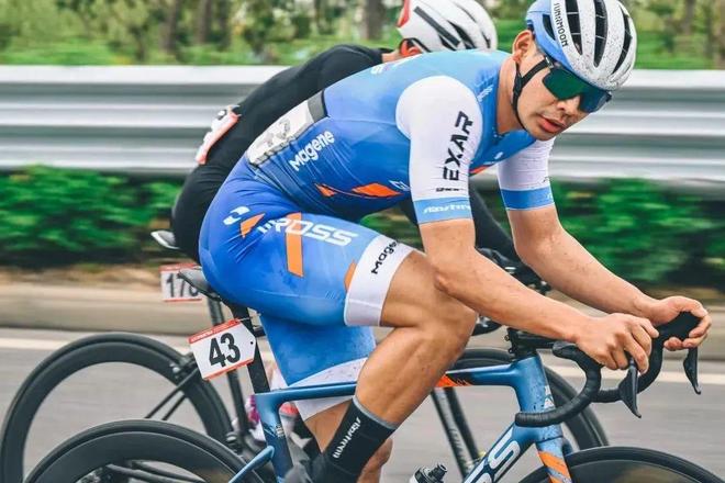 九游体育官网-总决赛巅峰对决！洞庭火狐队火力全开燕赵青龙队，赛艇赛场再起波澜；重拾自信的夜晚的简单介绍