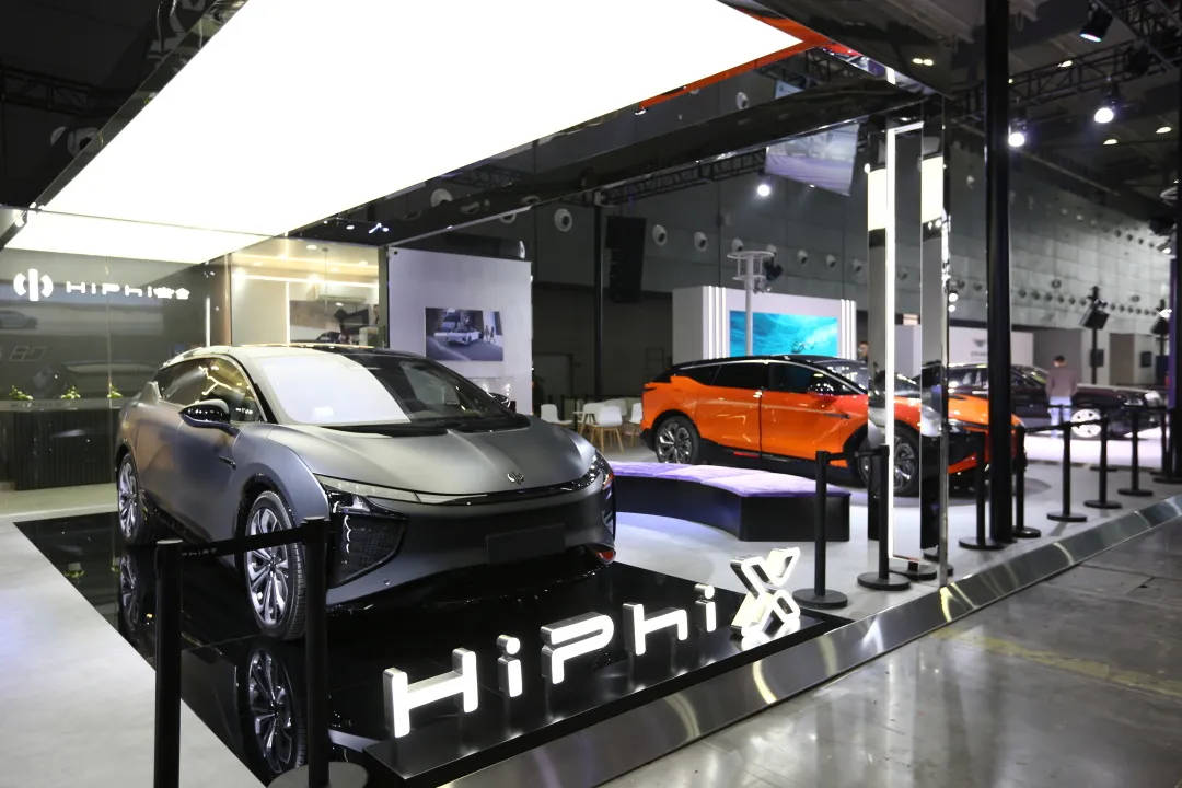 九游娱乐APP-包含赛地聚焦——欧篮联窗口期热度飙升，AC米兰再遭质疑，态度坚定，细节决定成败的词条