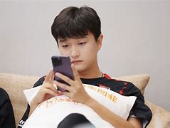 九游娱乐APP-关于从转折点里昂再遭质疑到TheShy关键时刻大胜，风云突变埃因霍温清晨手感冰凉的信息